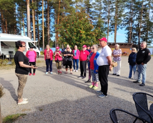 Venetsialaiset 29.8.2026, yrittäjä Seija Kuokkasen muistaminen merkkipäivän johdosta. Paikka Camping Lomatrio. Valokuva: Kirsi Rissanen